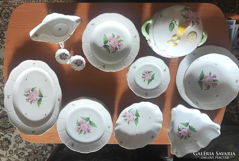 Herendi porcelán étkészlet Ciklámen mintás 28 db-os