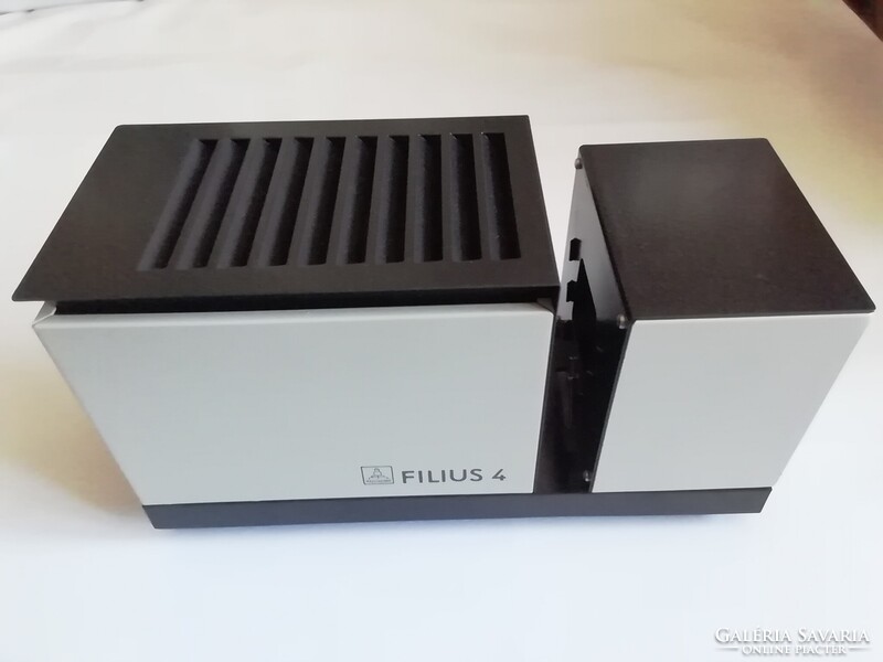 Retro diavetítő Pentacon Filius 4