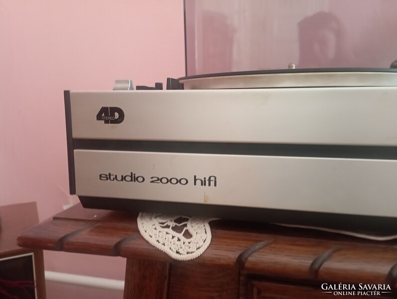 Grundig Studio 2000 hifi lemezjátszó
