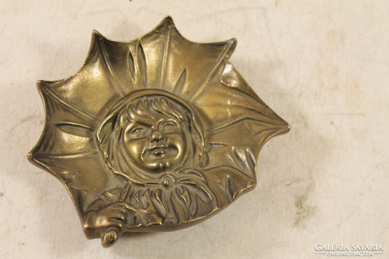 Antik bronz asztaldísz 814