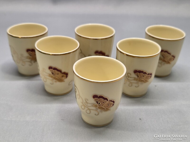 Zsolnay kézzel festett pillangós porcelán pálinkás készlet