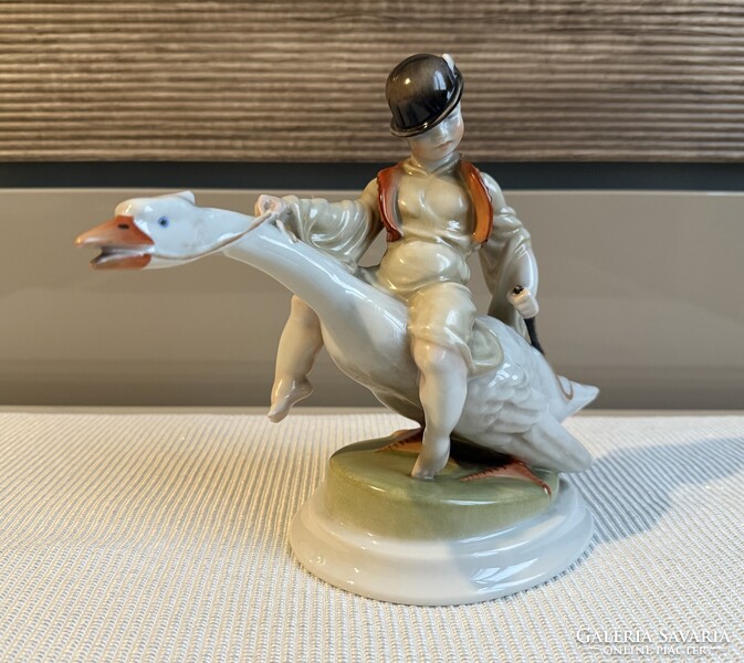 Herendi porcelán Ludas Matyi szobor 1941-es jelzésű