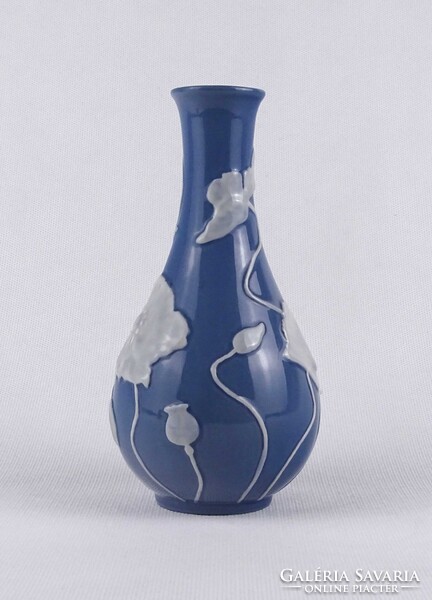 1U235 Ritka kék színű pipacsos - pate sur pate - Herendi porcelán váza 15.7 cm