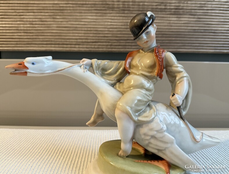 Herendi porcelán Ludas Matyi szobor 1941-es jelzésű