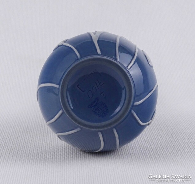 1U235 Ritka kék színű pipacsos - pate sur pate - Herendi porcelán váza 15.7 cm