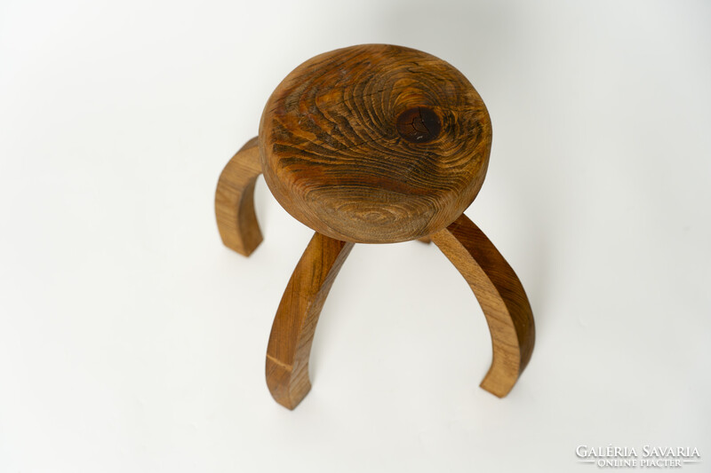 Mid Century Stílusú Kis Szék / Virágtartó / Ülőke / Tömör Fa Sámli / Akác fa lábakkal /