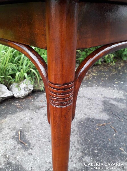 Restaurált Thonet sakkasztal / kártyaasztal.