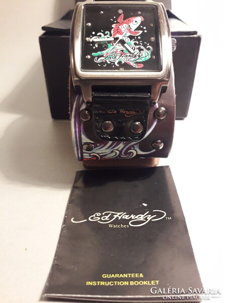 Ed Hardy vatches  Ed Hardy karóra dobozában replika?