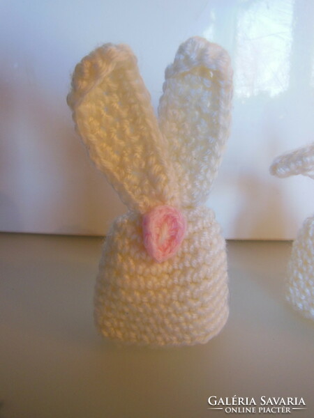 HÚSVÉTI - KÉZIMUNKA  3 db  - TOJÁS SAPKA - KÉZI HORGOLÁS - 11 x 5 cm  - OSZTRÁK - HIBÁTLAN
