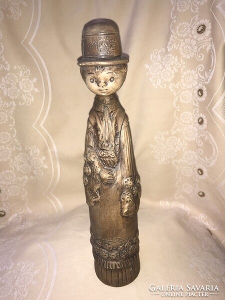 Kőfalvi(Kőfalvy)  Gyula : Matyó legény  kerámia 30,5 cm (01)