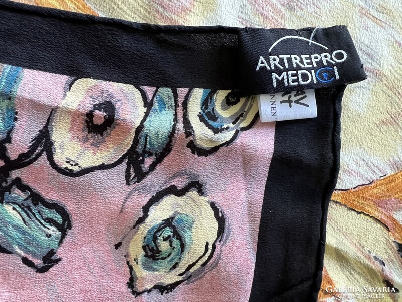 Selyemkendő Gustav Klimt “Barátnők” c. festményével, Artrepro Medici márka