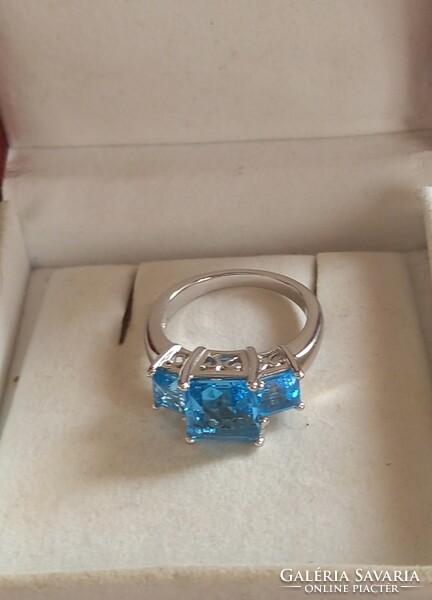 56 os 5.3gm Valodi kek Topaz 925 Ezust 14k Fehér aranyozásù Gyuru