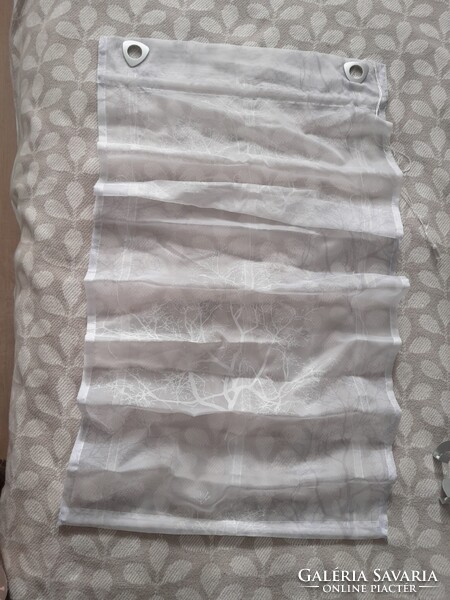 Áttetsző raffroló - ablakkeretre akasztható függyöny (60x130 cm)