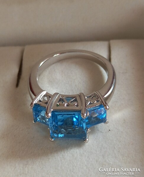 56 os 5.3gm Valodi kek Topaz 925 Ezust 14k Fehér aranyozásù Gyuru