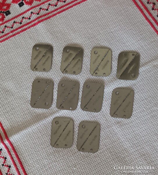 Katonai "dögcédulák"