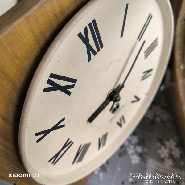 Retro Jantar Orosz Ingás Falióra eladó!