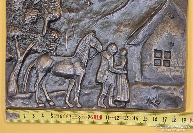 KŐ PÁL ( 1941 - 2020 ) : Görög Ilona, bronz fali dombormű.