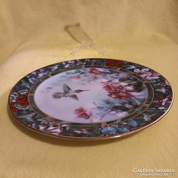 "Kolibri ". Meseszép, limitált, "Lena Liu " porcelán falitányér.
