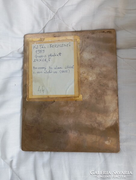 Kő Pál egyedi domborműve. 24 cm x 18,5 cm. Bronz. 1989-ben készült.