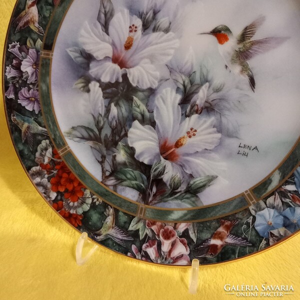 "Vörös torkú kolibri ". Meseszép, limitált, " Lena Liu " porcelán falitányér.