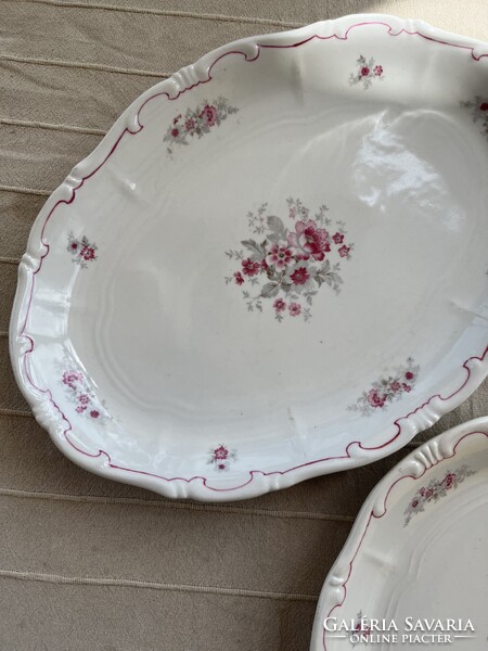 Zsolnay porcelán kerek és ovális tál rózsaszín virág mintás