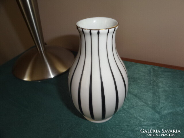 Art deco Koczor Sándor csíkos kisváza