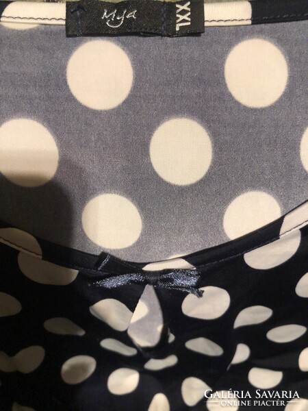 Csinos,márkás nyári  blúzok M-es