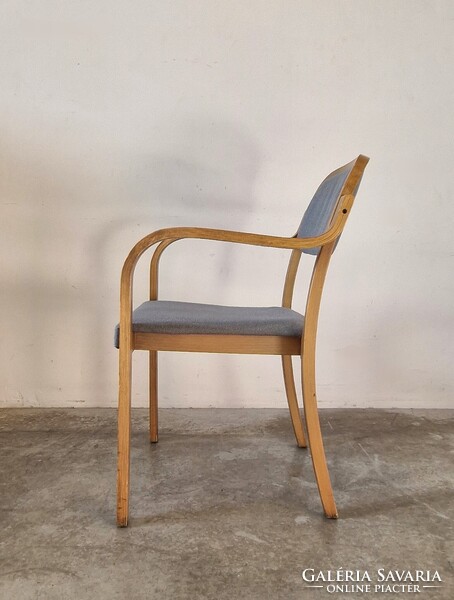 Jelzett mid century modern Thonet szék pár
