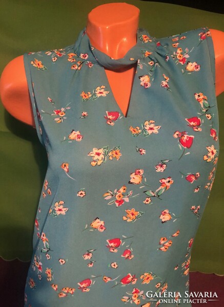 Csinos,márkás nyári  blúzok M-es