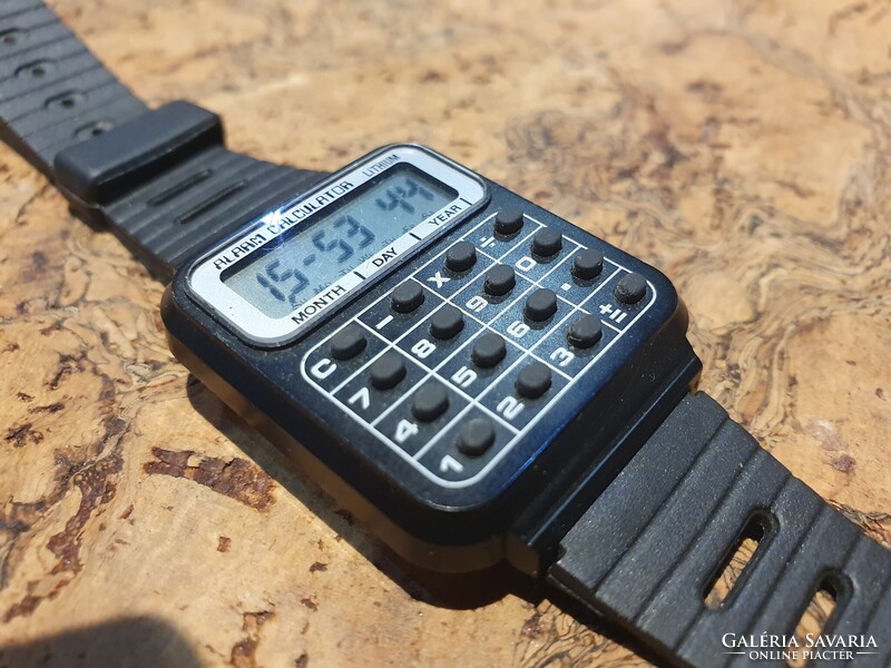 Retro halálmenő számológépes kvarcóra quartz újszerű állapotban szocreál kvarcjáték