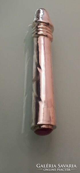 Exkluzív, kézzel készült műalkotás – 925 sterling ezüst phallus rubinnal 33 ct