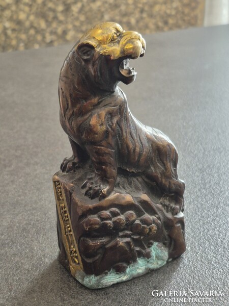 Bronz tigris  keleti ?