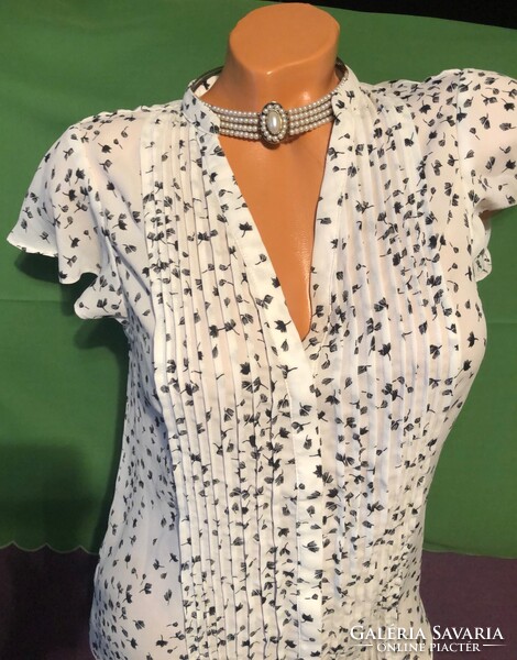 Csinos,márkás nyári  blúzok M-es