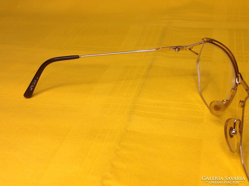 VIENNA FRAME AUSTIA  NŐI OPTIKAI SZEMÜVEG - VINTAGE 80-as évek - 1588 90 59 - 15 135