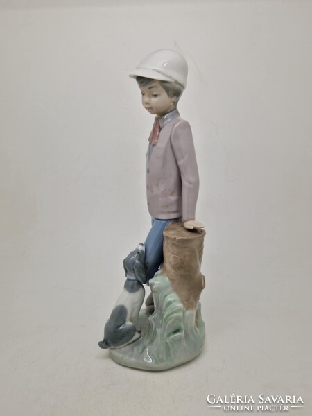Lladro Nao porcelán kalapos fiú kutyával 23cm