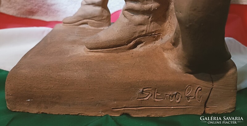 1 ft-ról! Kisfaludi Strobl Zsigmond (1884-1975) Rákóczi Ferenc terrakotta szobor! Kb 51cm magas!