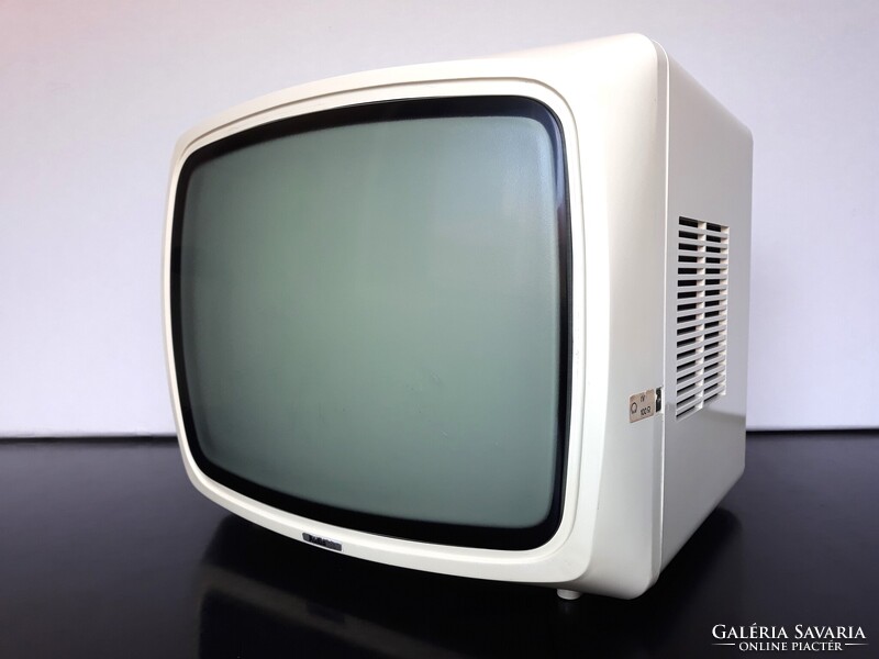 Retro AudioTon hordozható kis TV