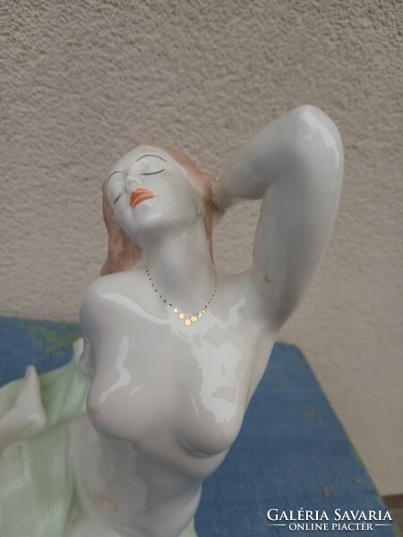 Káldor Aurél aquincum női akt porcelán szobor. Alkudhat