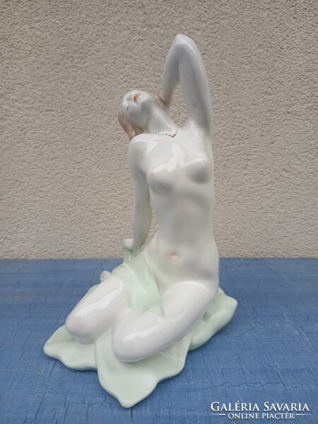 Káldor Aurél aquincum női akt porcelán szobor. Alkudhat