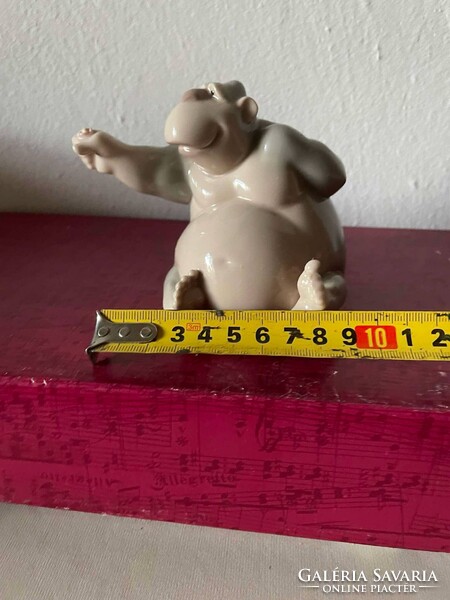 Lladro/Nao hím gorilla !