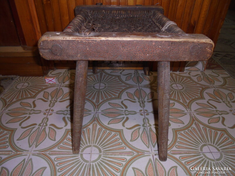 ANTIK fa szék, sámli, ülőke - fonott ülőlap - népi, paraszti