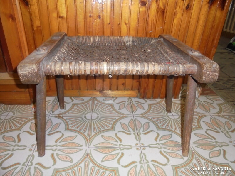 ANTIK fa szék, sámli, ülőke - fonott ülőlap - népi, paraszti