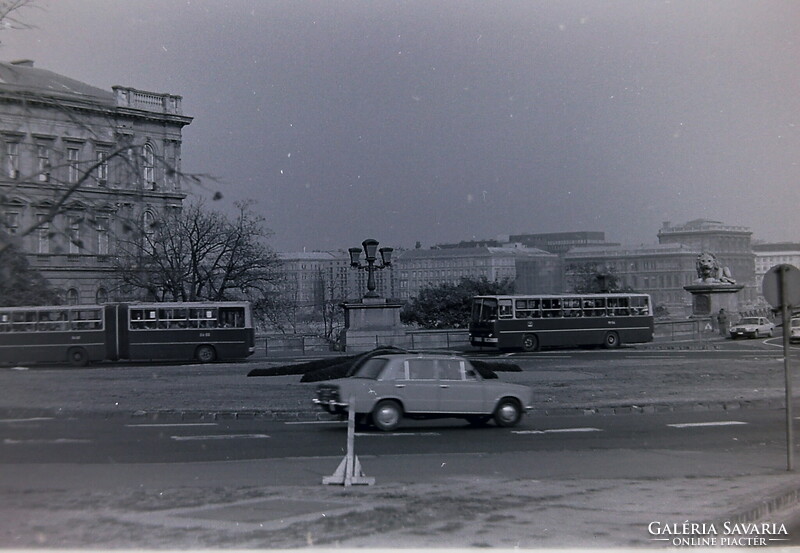 Régi fotónegatívok Budapest utcaképel Belváros Budavári Sikló Ruszvurm Gerbaud 1980-as évek közepe