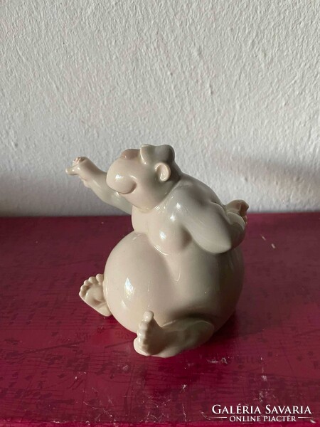 Lladro/Nao hím gorilla !