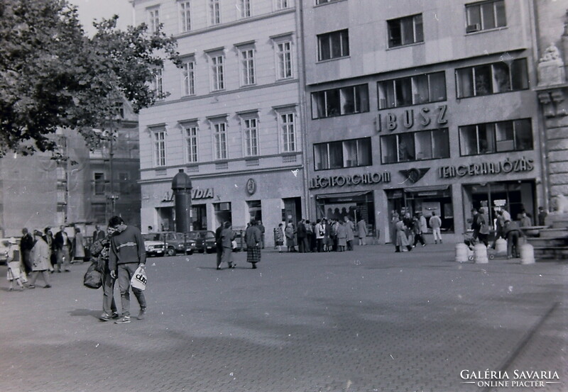 Régi fotónegatívok Budapest utcaképel Belváros Budavári Sikló Ruszvurm Gerbaud 1980-as évek közepe