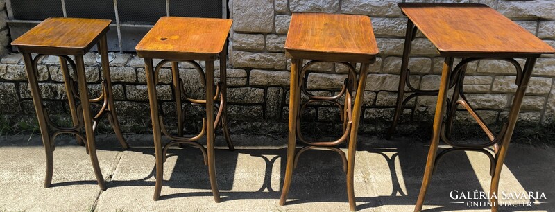 Antik Thonet tonett lerakó asztal 4  egymàsba tolható , viràgtartó szobor tartó konzol asztal. Videó