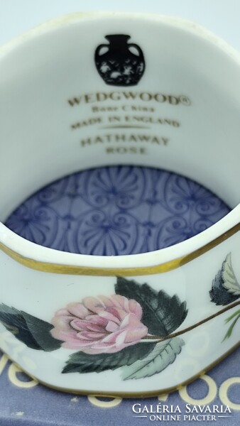 Wegdwood porcelán szalvétagyűrűk, eredeti dobozban