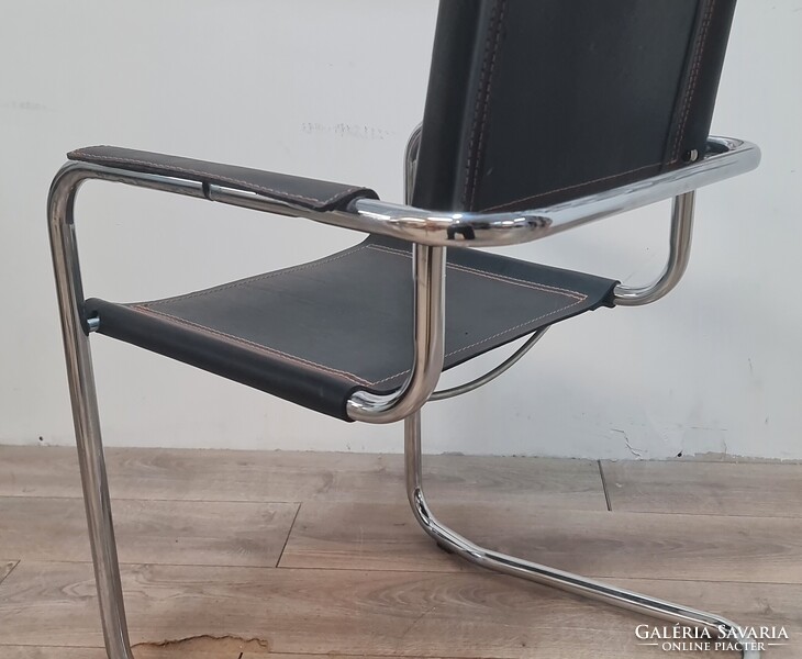 Breuer Marcell Mg5 Fekete Börrel