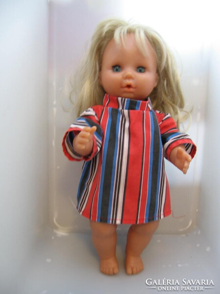 Retro Max Zapf 40 16 alvós, hajas baba