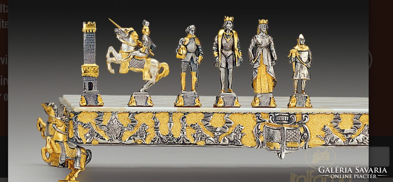 Olaszország Luxus sakk készlet, bronz, 24 karátos arany, ónix, toszkán márvány,33x33cm